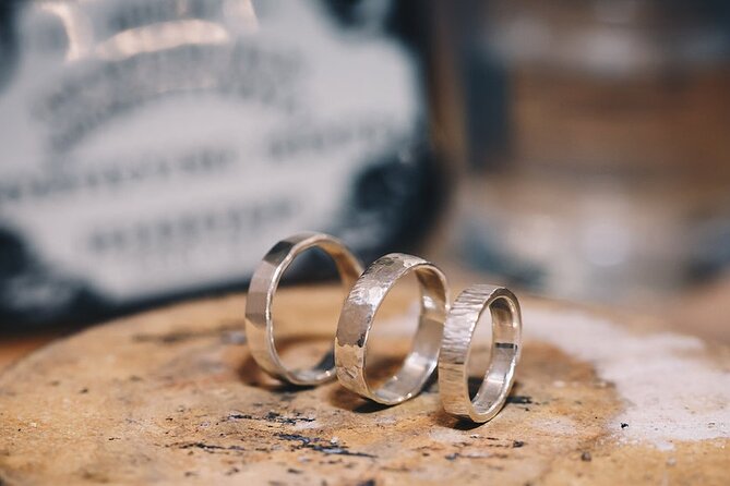 Dublin Jewellery Forge a Hammered Silver Ring: Drury Street - Bending the strip into a ring
