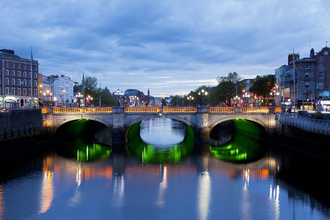 Dublin Live Guided Panoramic Open-Top Night Bus Tour - Temple Bar, Dublin Castle, and Christ Church Cathedral