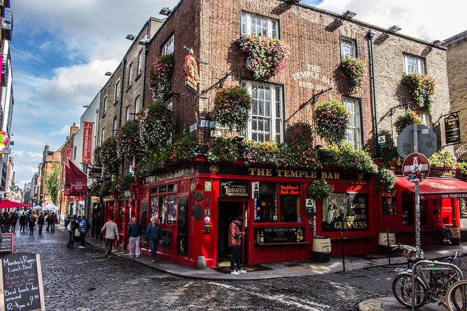 Dublin Off-The-Beaten-Path Private Literary Walking Tour - Bewley’s on Grafton Street