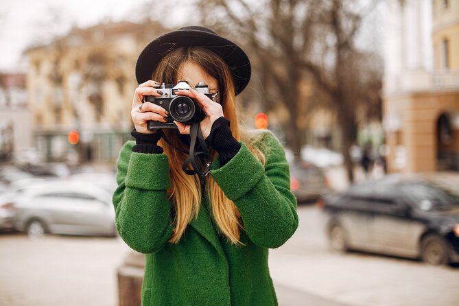 Dublin: Personal Photographer- Travel Photography Experience - Grafton Street mixes shopping energy with people-watching