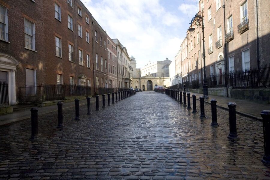 Dublin: Private Tour of City Monuments in Spanish - Three hours or six hours?