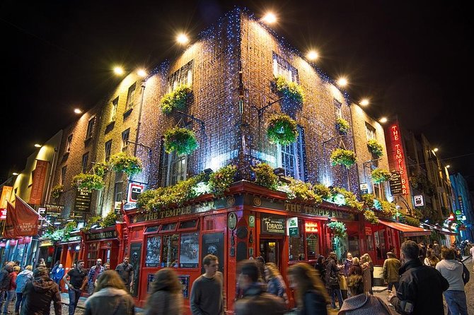 Dublin Private Walking Tour with a Local - Dublin’s classic sights, from Ha’penny Bridge to Trinity College