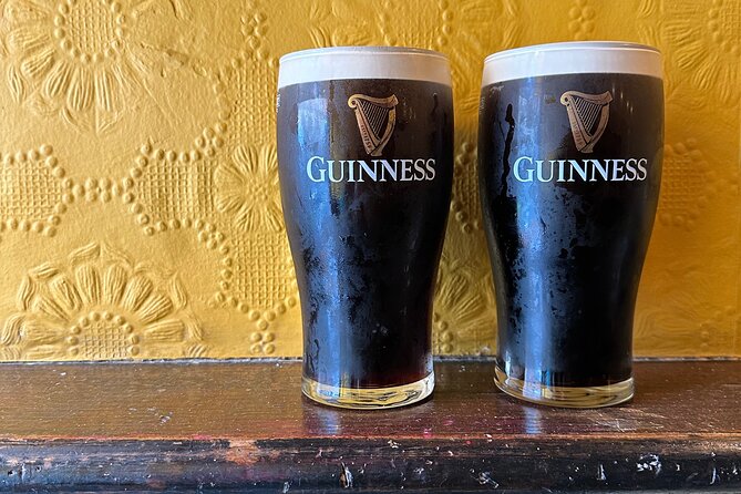 Dublin Pub Tour: Guinness Perfect Pour, Whiskey, Music and More - Walking past Anna Livia and into old Dublin