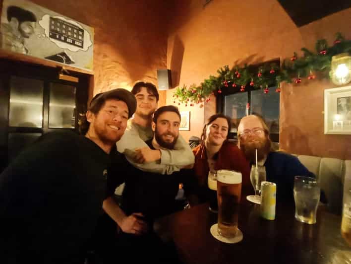 Dublin: Pub Tour. Pour The Perfect Guinness, Whiskey & Music - Starting at Crown Alley in Temple Bar