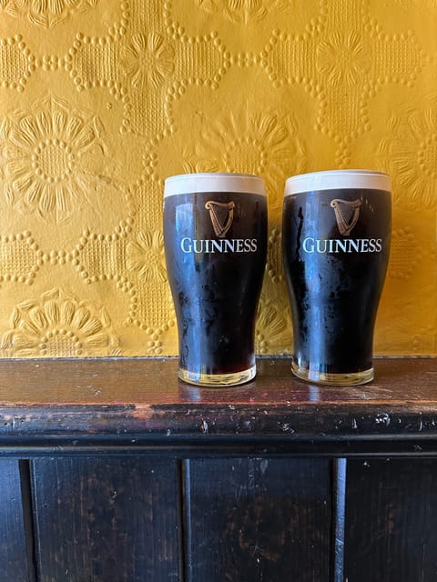 Dublin: Pub Tour. Pour The Perfect Guinness, Whiskey & Music - Dress, timing, and sensible preparation