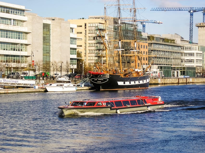 Dublin: River Liffey Sightseeing Cruise - Canals, reclaimed land, and Oliver Cromwell