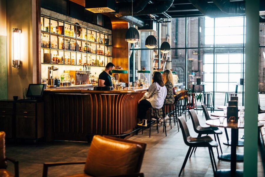 Dublin: Roe and Co Distillery Cocktail Workshop Experience - Beyond The Blend for serious whiskey tasting