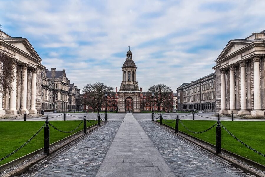 Dublin: St Patrick's, Book of Kells, and Dublin Castle Tour - Choosing the Guinness Storehouse upgrade