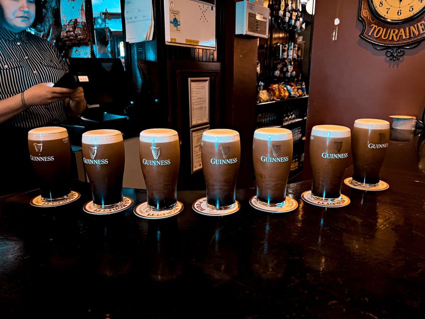 Dublin: The Perfect Pint Tour a Guinness Tour Experience - Stop two: stories, music, and a second pour