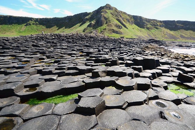 Dublin to Belfast Black Cab, Dunluce Castle and Giant's Causeway - The 7:00 AM Dublin start