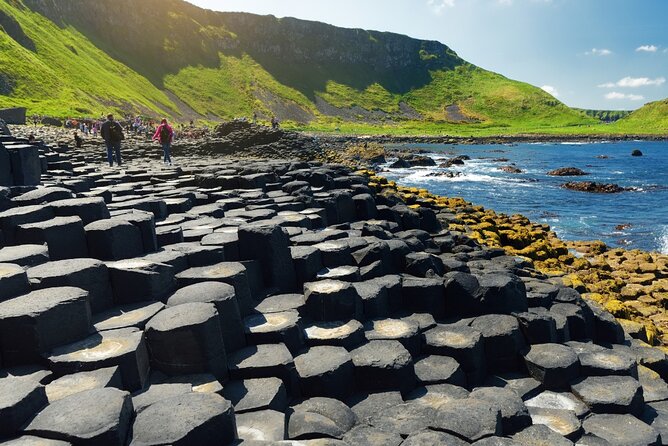 Dublin to Belfast, Dunluce Castle and Giant's Causeway Day Tour - The return through Castlebellingham