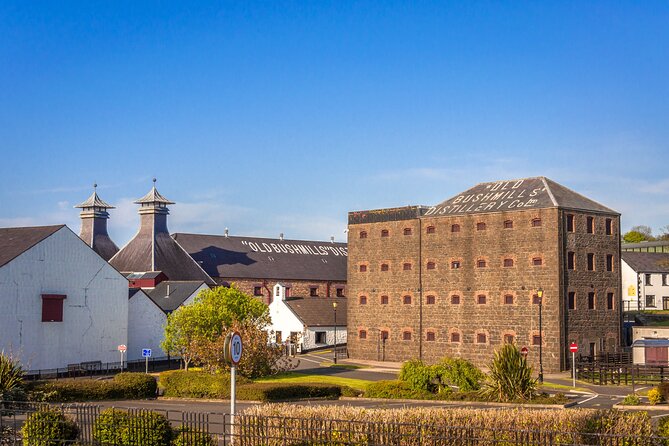 Dublin to Belfast, Dunluce Castle and Giant's Causeway Day Tour - Guides, drivers, and the human side of the trip