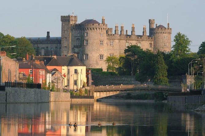 Dublin to Glendalough, Wicklow and Kilkenny Full Day Guided Tour - What the coach experience is really like