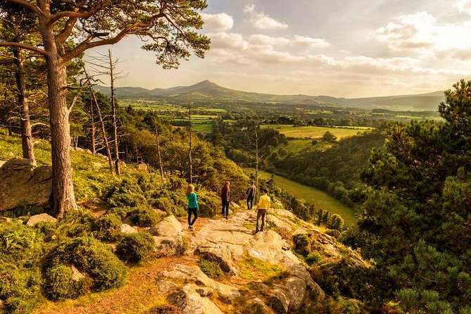 Dublin to Wicklow, Glendalough Small Group Tour with Guided Walk - Enniskerry and the practical lunch break
