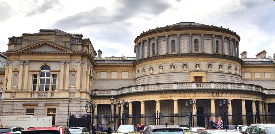 Dublin: Treasures of Ireland Museums Private Tour - The guide makes the difference