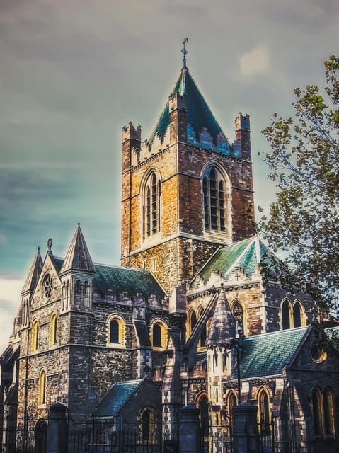 Dublin Walking Tour: Top 10 highlights - Trinity College and the final stretch