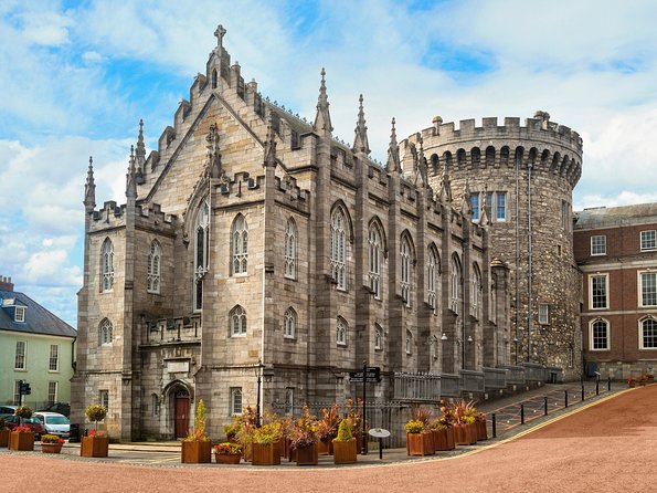Essential Private Dublin walking tour for up to 6 people - Temple Bar, with a dose of realism