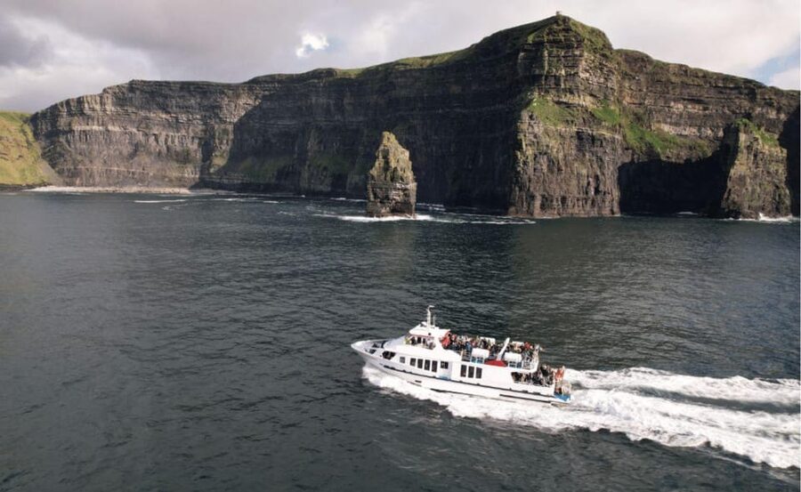 From Dublin: Cliffs of Moher, Boat Tour & Aillwee Cave - Why this 13-hour combination works