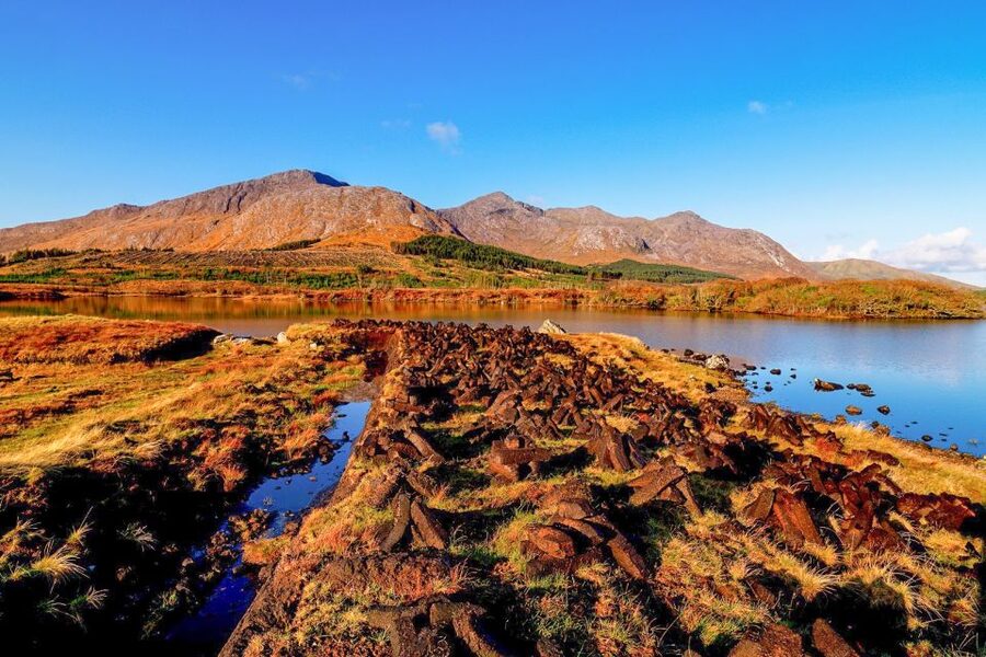 From Dublin: Galway and Kerry 3-Day Budget Tour - Day one: Connemara, Glengowla, or Cong, then Galway