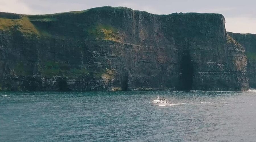 From Dublin: Galway + Cliffs of Moher Boat Cruise in Spanish - Why this Dublin day trip works