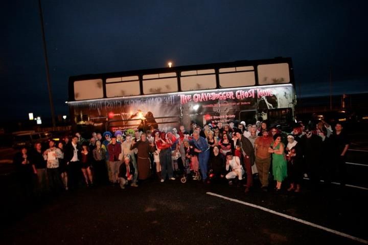 From Dublin: Gravedigger Ghost Bus Tour - Trinity College and plague-era Dublin