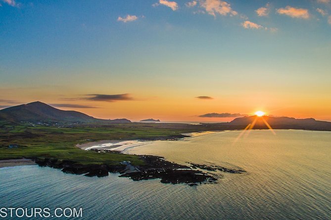 Full-Day Tour of the Dingle Peninsula, Slea Head, and Inch Beach - The ride west through County Kerry