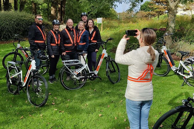 Galway City E-Bike Scavenger Hunt Game - O’Connors Pub and local character