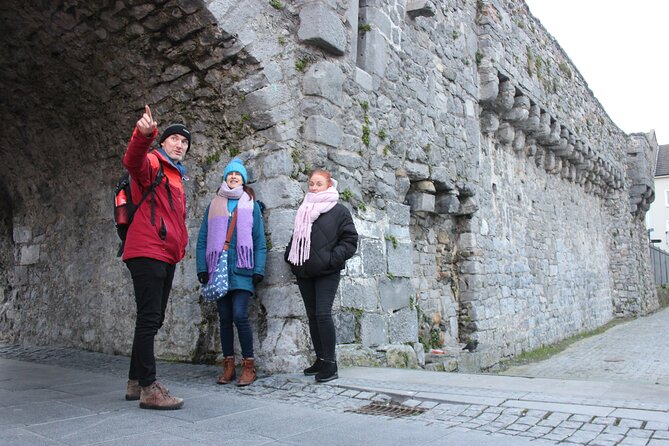 Galway City on Foot with Seán: Stories, History, Local Tips, Chat and More.. - Starting Beside the Spanish Arch