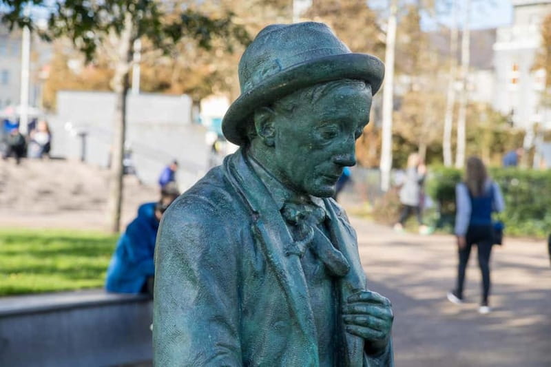 Galway City Walk: Rougues, Rebels and Rakes - The Guides Make the Difference