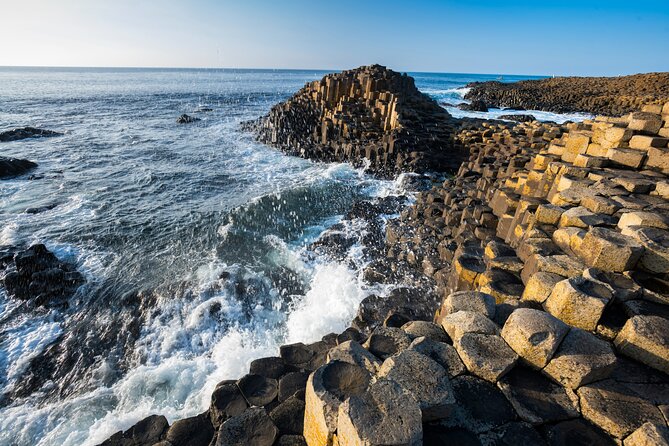 Giant's Causeway with the Titanic Exhibition and the best of Northern Ireland - A brief look at central Belfast