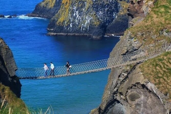 Giants Causeway and Belfast 2 Days with Private Chauffeur Tour - The Peace Wall and Belfast’s political murals