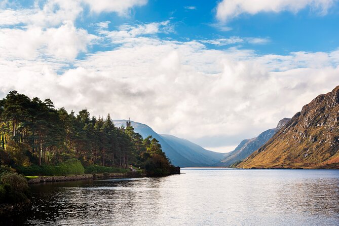 Glenveagh National Park and Gaeltacht Tour - Bloody Foreland and the Atlantic islands