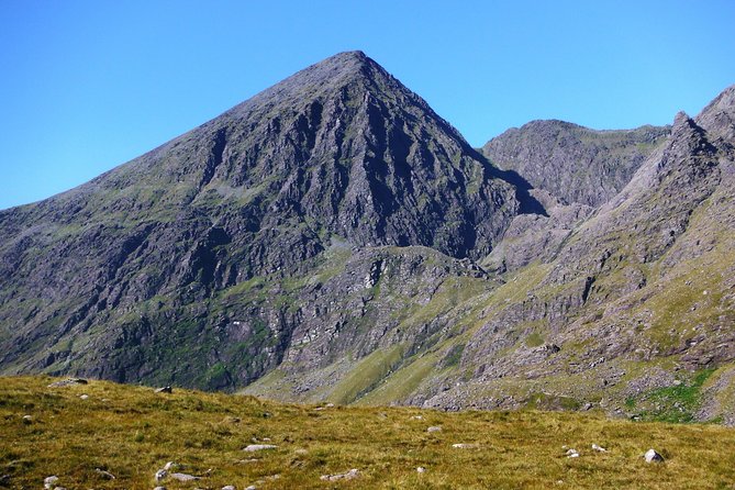 Guided Climb of Carrauntoohil with KerryClimbing.ie - The ascent: 11 kilometers of demanding mountain ground