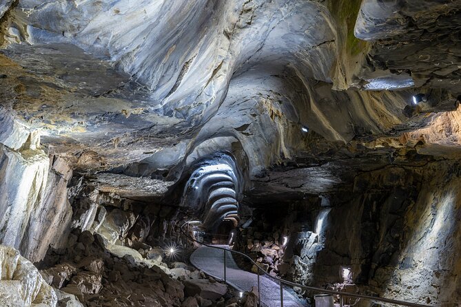 Guided Tour of Aillwee Cave and Visit to the Birds of Prey Centre - Inside Aillwee Cave: a short underground story