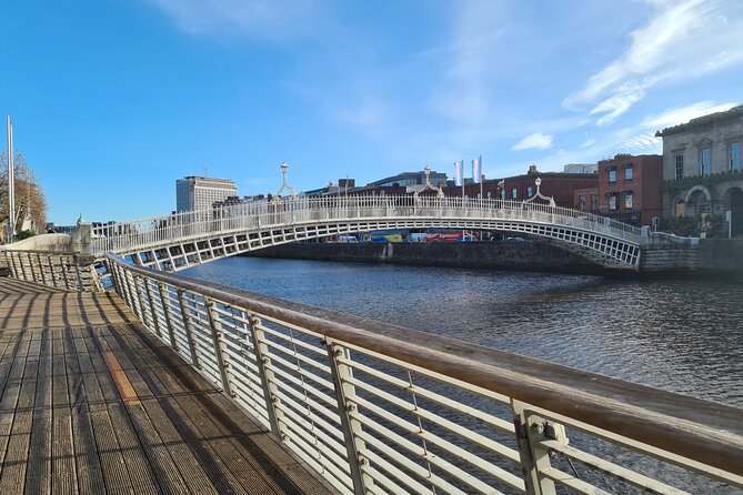 Historical Walking Tour of Dublin - A compact introduction to Dublin’s past