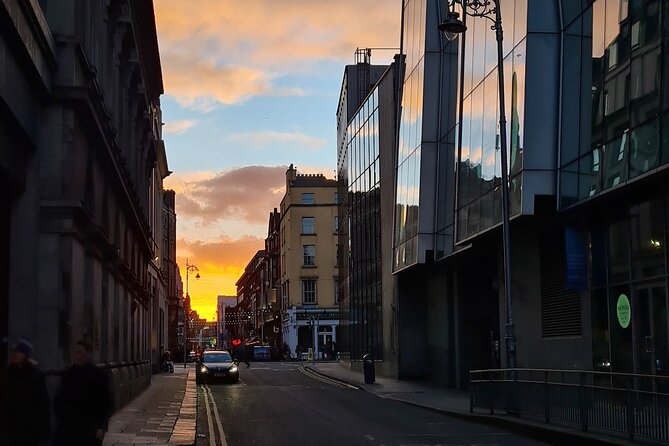Historical Walking Tour of Dublin - Dublin Castle, City Hall, and the road to independence