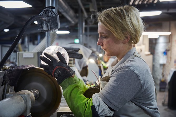 House of Waterford Crystal Guided Factory Tour - Timing, transport, and the small-group setup