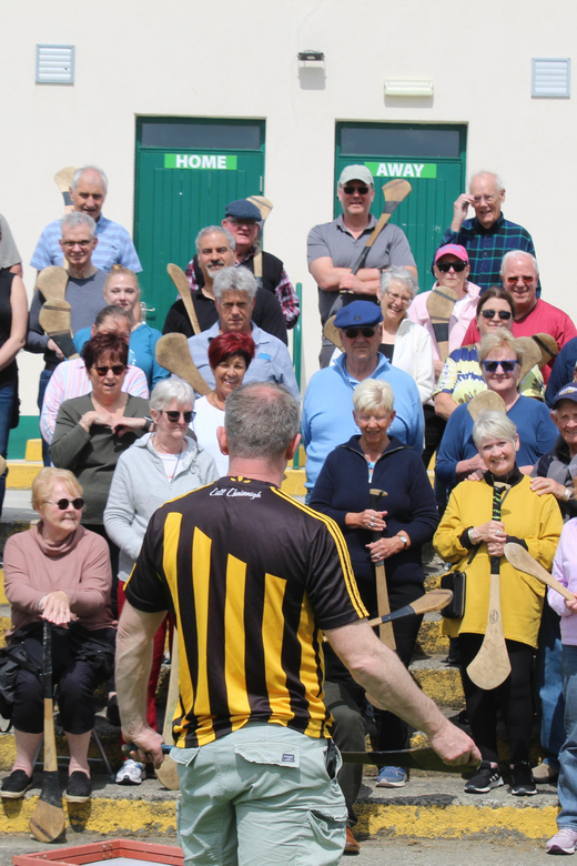 Hurling Experience in Kilkenny City - The pub presentation and dressing-room introduction