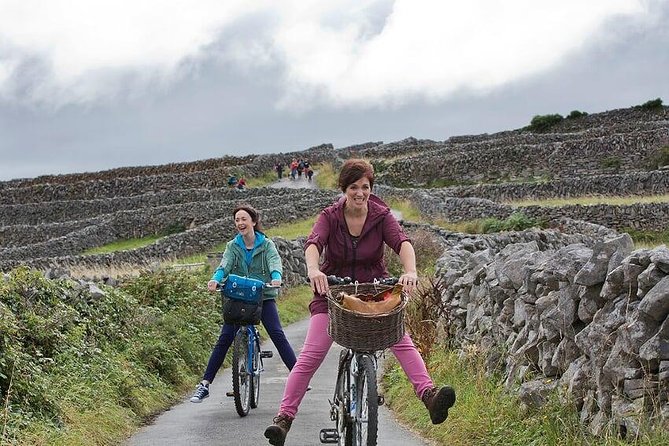 Inis Mór (Aran Islands) Day Trip: Return Ferry from Rossaveel, Galway - Getting from Galway to Rossaveel