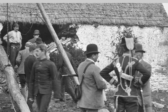 Irish Famine Museum / Exhibition Dublin - The objects that keep the display grounded