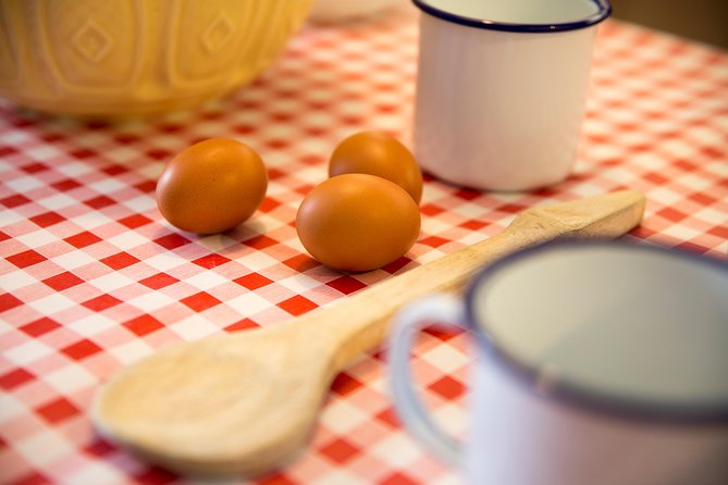 Irish Soda Bread Baking and Food Heritage Experience - Timing, transport, and booking details