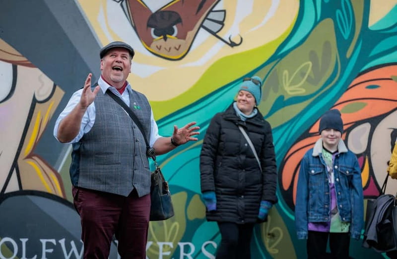 Kilkenny: Historical and Hysterical Guided City Walking Tour - Kilkenny Castle and the first stretch of the mile