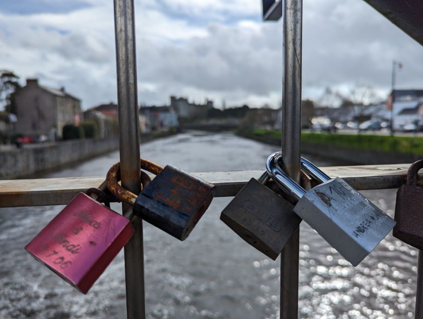 Kilkenny: Historical Highlights Walking Tour - Finishing at Kilkenny Castle
