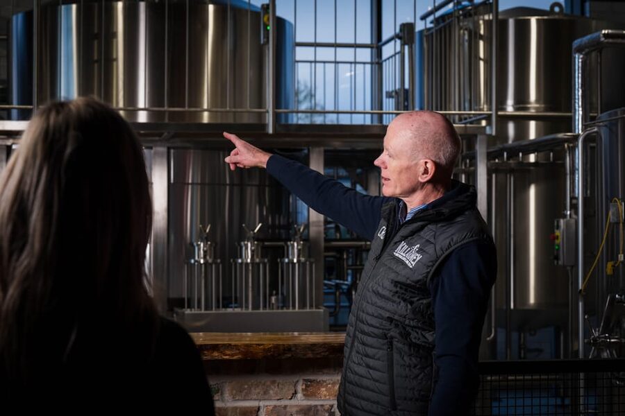 Killarney: Brewery Tour and Tasting - Arriving at Killarney Brewing & Distilling Co.