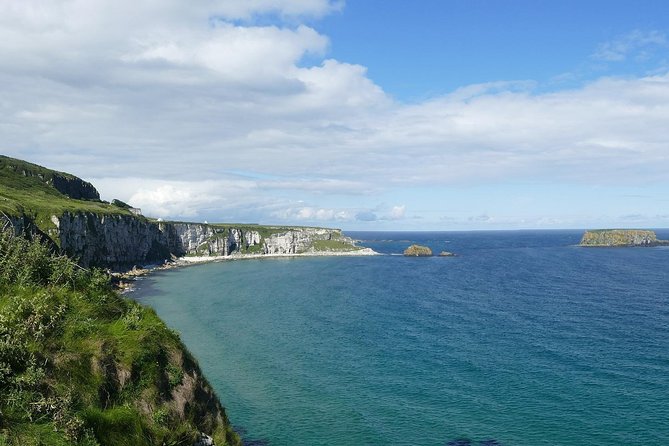 Northern Ireland Including Giant's Causeway Rail Tour from Dublin - Lunch, whisky, and the cost of the schedule