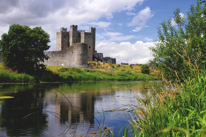 Private Boyne Valley, Hill of Tara and Trim Castle Day Tour - Newgrange and Knowth: Ireland’s oldest major monuments