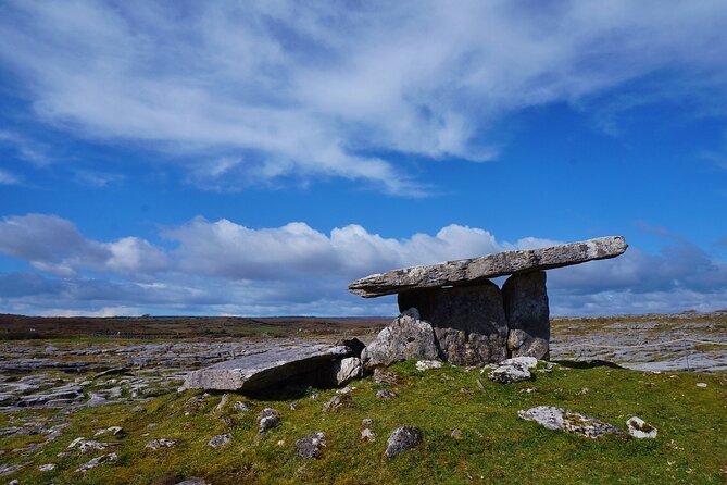 Private Burren and Cliffs of Moher Full Day Tour - Doolin provides lunch and traditional music