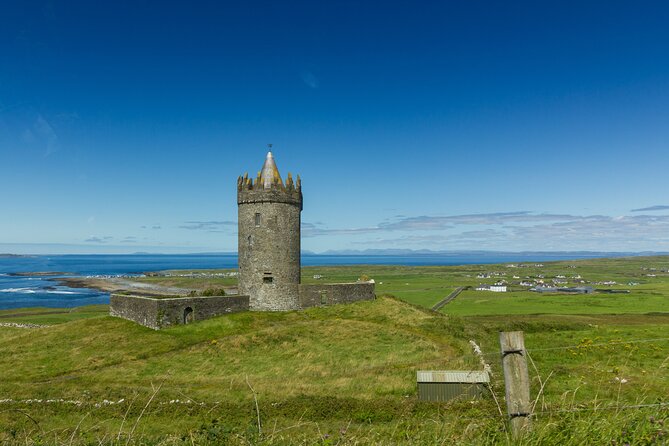 Private Cliffs of Moher Day Tour - Lunch in Doolin at Gus O Connors