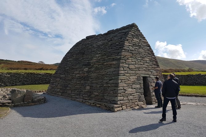 Private Dingle Peninsula Full-Day Tour - Why a private Dingle Peninsula tour works well