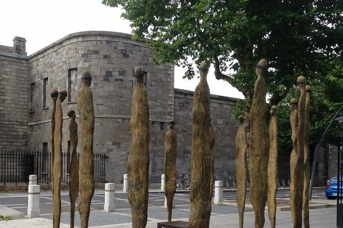 Private Driver Guided Tour of Dublin - St Patrick’s Cathedral and Dublin’s religious past